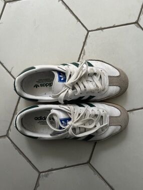 Adidas Sambas